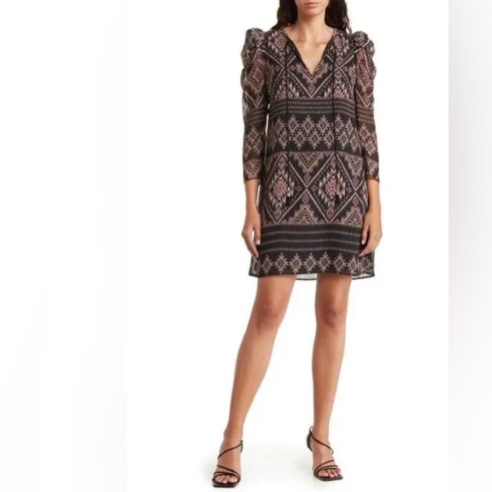 Vince Camuto Split Neck Shift Dress | NWT